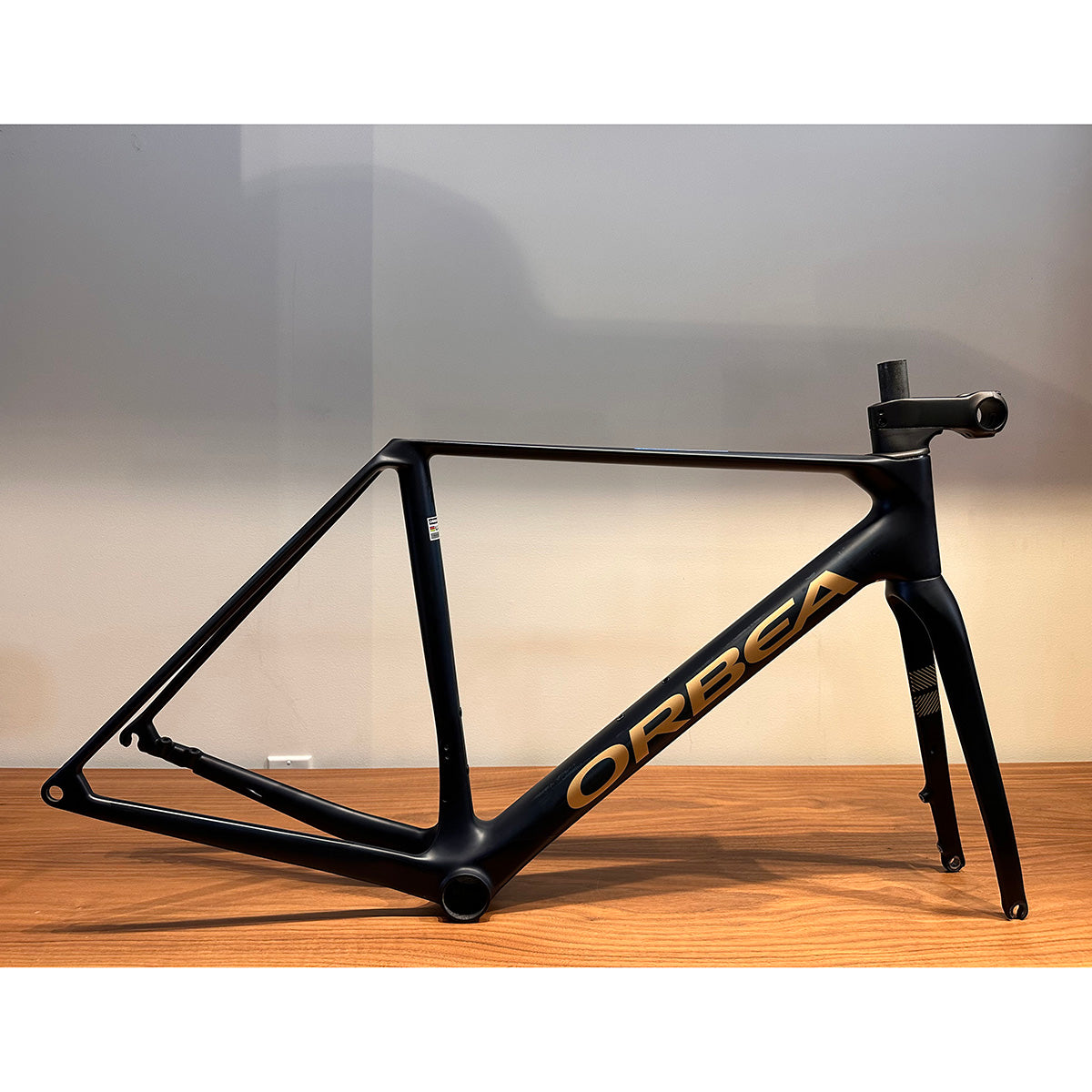 Orbea - ORCA OMX Frameset – Veloholic Cycles